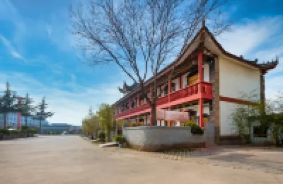 Floral Hotel·HHuayin Huashan hotel (Scenic Visitor Center Store) Hotels in 