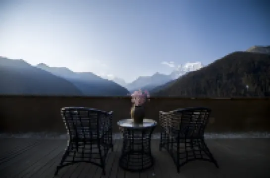 블랑쉬 야딩 호텔