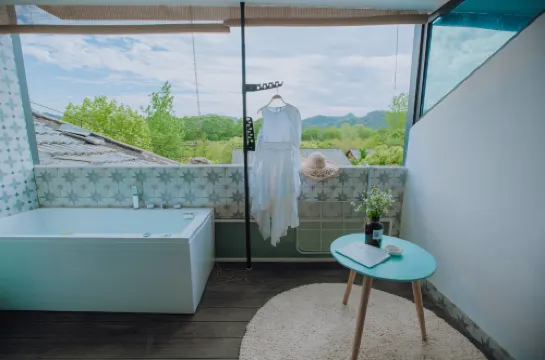 Jinyun Photography Theme Inn (Xiandu Scenic Area Branch)