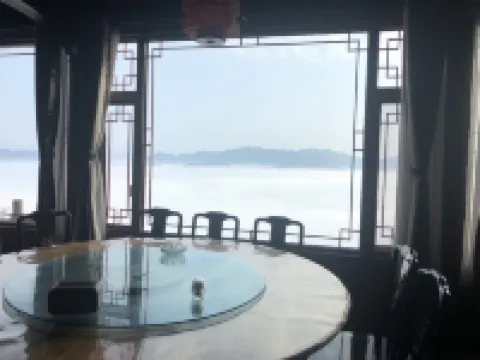 齊雲山琴畫樓客棧