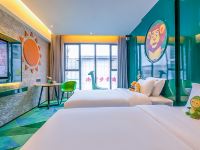 索享酒店SHotel(怀集步行街店) - 丛林大冒险