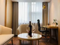 GreenTree Eastern Hotel (Guangde City Fuzimiao Pedestrian Street)