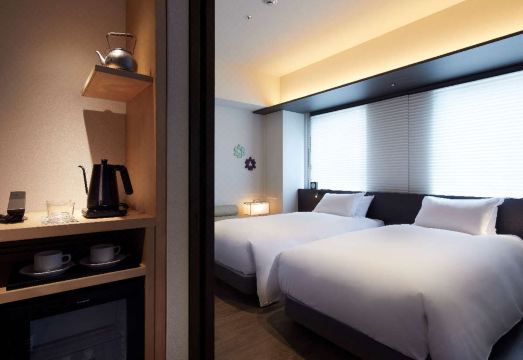 아고라 교토 시조 로비 무료 음료 공간