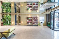 Jinyi Chain Hotel (Drum Tower General's Mansion Subway Station)