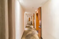 Unitour Hotel (Qinzhou Niannianfeng Plaza)