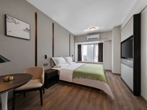 Ginza Xingfuli Hotel (Jinan High-speed Railway West Station Branch)