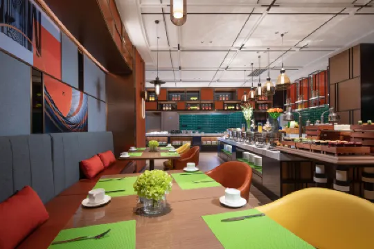 Hampton by Hilton Datong