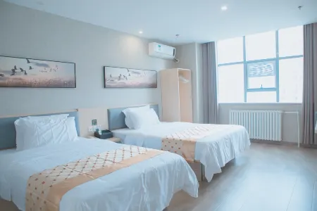 Anmian Hotel (Linyi Hedong District Wuyue Plaza) Отели рядом со станцией Linyi North Railway Station