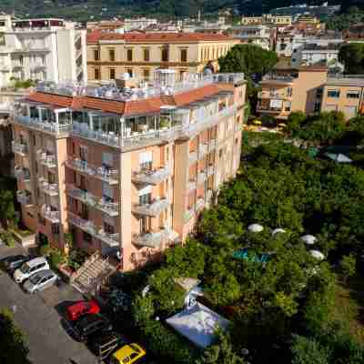 王后飯店 Hotel Exterior