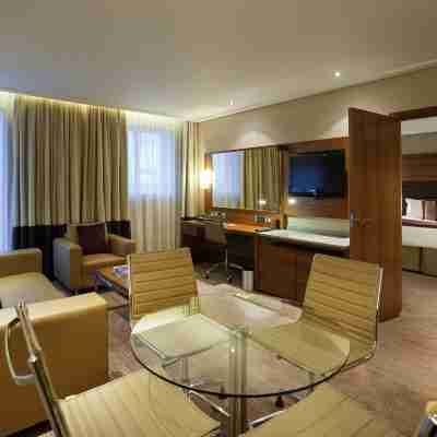 Sofitel London Heathrow Rooms