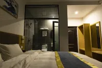 Jianshui Taoyuan Mountain Residence Inn - Dağ Manzaralı
