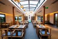 Pinmanyun Hotel (Qiyang High-speed Railway Station Municipal Government Branch) Hôtels à : Qiyang