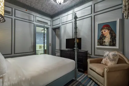 Hagia Sofia Mansions Istanbul, Curio Collection by Hilton