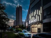 Fei Fan · Century Hotel (Jiaozuo University of Technology) Hotels near Limingjiaobu Park