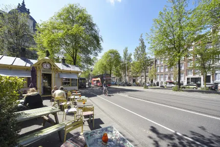 Nova Hotel Отели рядом с достопримечательностью «Сарфатипарк»