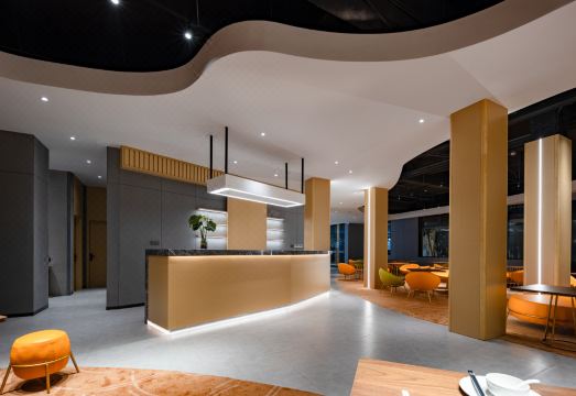 하오이 호텔 로비