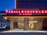 Huangshi Wanda Plaza Ramada by Wyndham Hotels in Huangshi