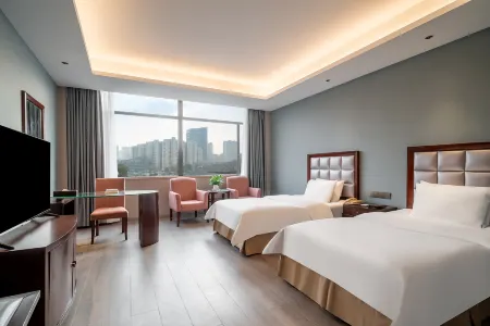 Luxury Blue Horizon Hotel (Wuxi Huishan Wanda Plaza)
