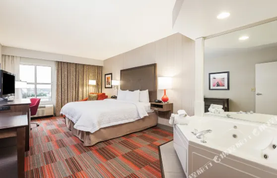 夏洛特歡朋酒店-市中心