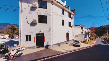 Mengli Home Inn, Wuyuan County Отели рядом с достопримечательностью «Jiangling Scenic Area»