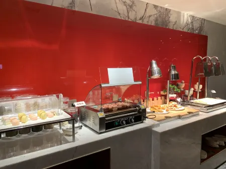 Hao Fu Hua Hotel Отели рядом с достопримечательностью «Quanzhou Textile Garment Vocational Institute»