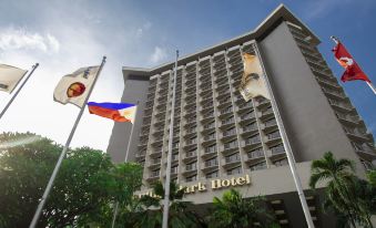 Century Park Hotel - Housity