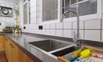 Lantian Tangyu Hot Spring Wangshan Courtyard Homestay