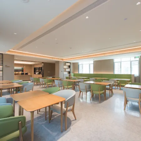 JI Hotel (Hotan Kungang Airport Old Night Market Branch)