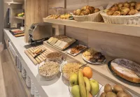 B&B HOTEL Barcelona Sant Cugat - Aamiainen