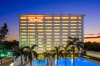 Vienna International Hotel (Baoting Center)