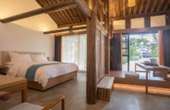 Leshan Fanyue Hotel (Suji Ancient Town)