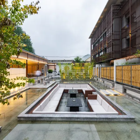 Benxi Boxing Hot Spring Hotel