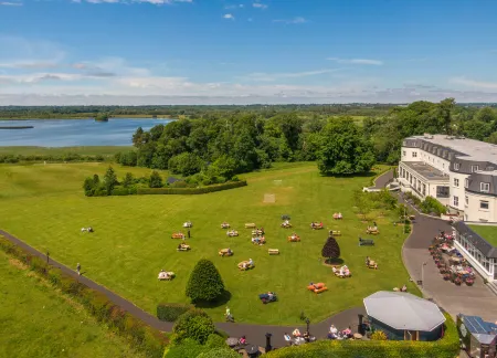 Bloomfield House Hotel, Leisure Club & Spa Отели в г. Multyfarnham