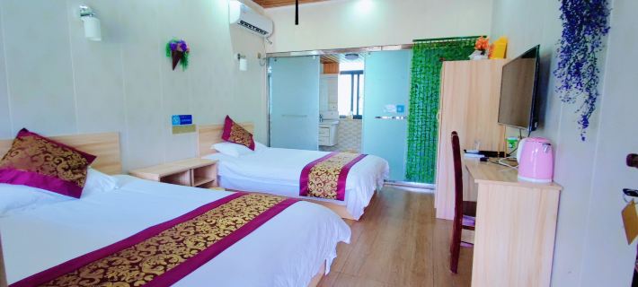 Guangde Taohuayuan Farm Hotels in Yixing