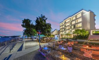 Shenzhen Tinghai Yunju Seaview Resort Hotel (Jiaochangwei Banyan Tree)