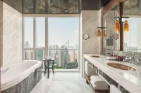 Regent Shanghai Pudong - Infinity Pools