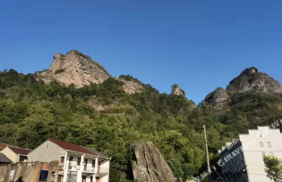 新昌穿巖十九峯幸福時光客棧