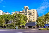 7 Days Premium Hotel (Chongqing Kaizhou District Government Square) Hotels in Kaizhou District
