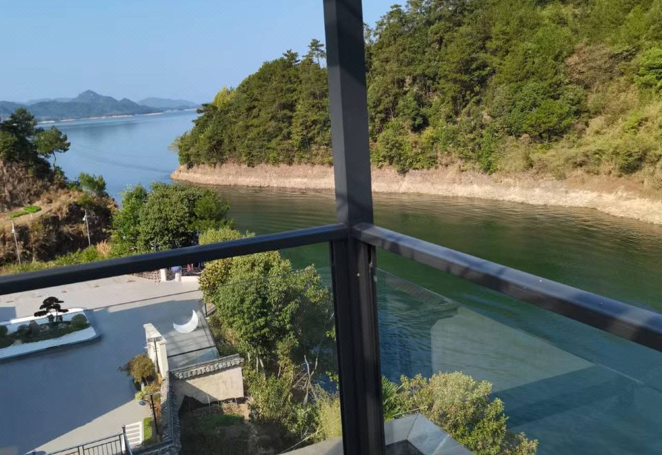 Qiandaohu Qianshuiji Homestay 뷰