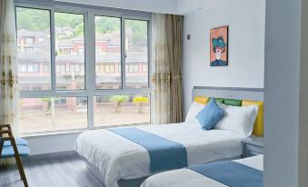 Zhoushan Peach Blossom Island Play Sand Sea View Homestay