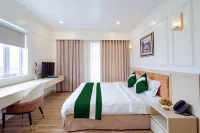 Lam Sơn White Palace Hotel Hotels near Nhà văn hóa Lao động tỉnh Thái Bình