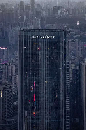 JW Marriott Hotel Chongqing Отели рядом с достопримечательностью «Chongqing Jiaotong University Graduate Department»