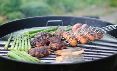 Donnaeko pension Отели рядом с достопримечательностью «Soesokkak Estuary»