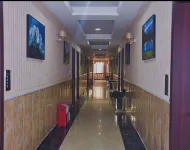 Xinlong Jinqiu Color Hotel Hotels in Xinlong County