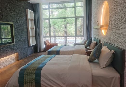 3. 예리관 상징 홈..