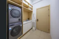 Yinmo Light Luxury Hotel (Minhou University Town)