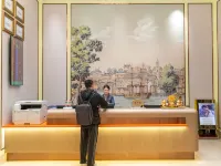 Vienna Hotel (Peng'an Station Government Affairs Center Branch)