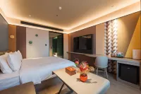 Orange Hotel (Shache Food Street Pedestrian Street)