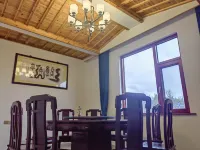 Xidi Tingyun Xiaozhu Huipai Courtyard Design Guesthouse (Yi East Station) - พร้อมอาหารเช้า