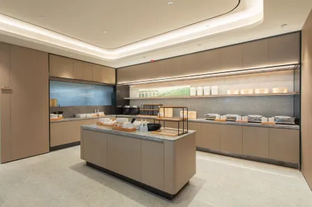 JI Hotel ( Grand Theater，Lovers Middle Road) Отели рядом с достопримечательностью «Gong Amusement Park»